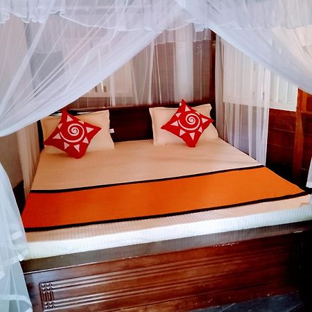 Area 51 Hotel Mirissa Ngoại thất bức ảnh