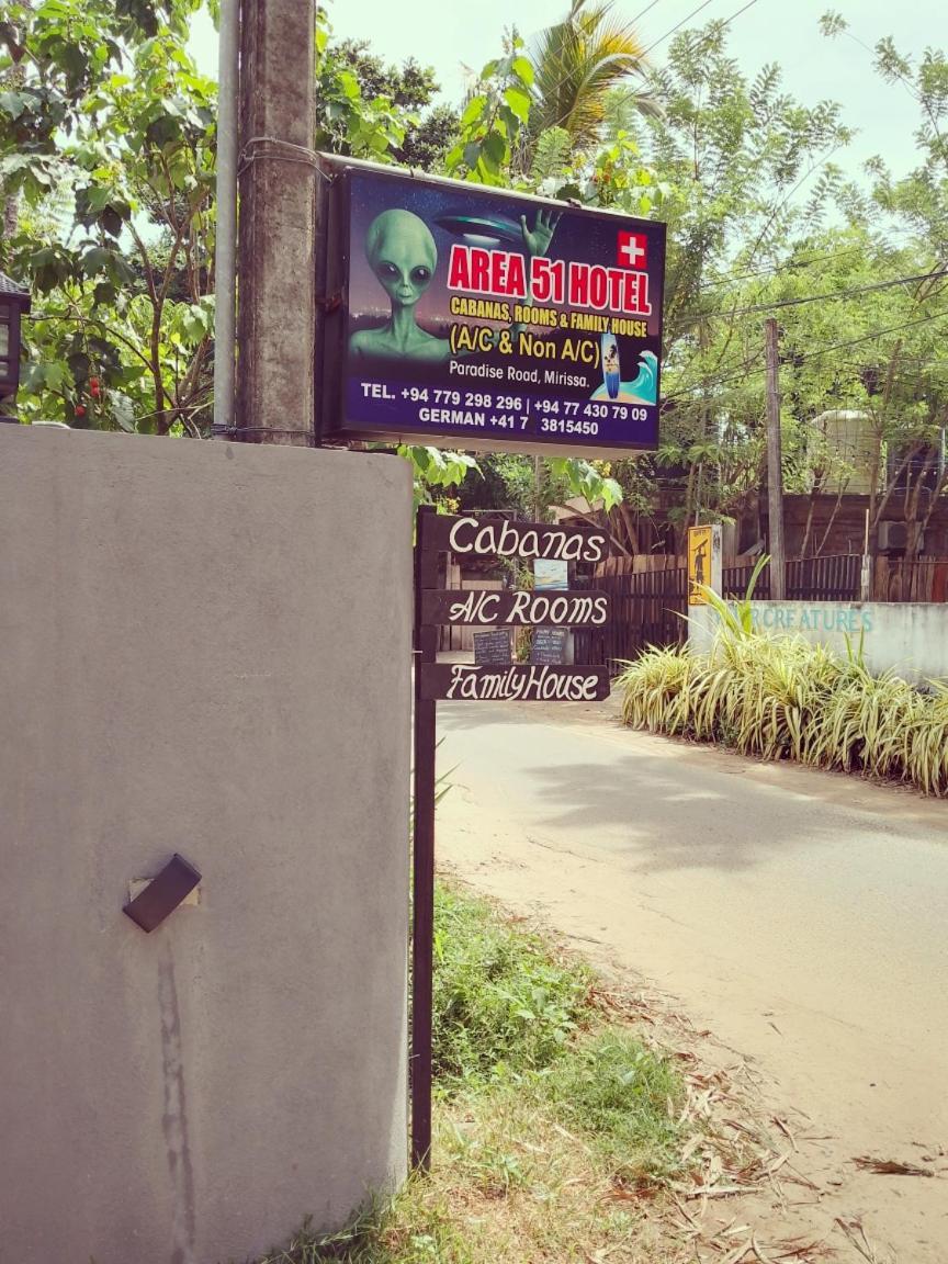 Area 51 Hotel Mirissa Ngoại thất bức ảnh