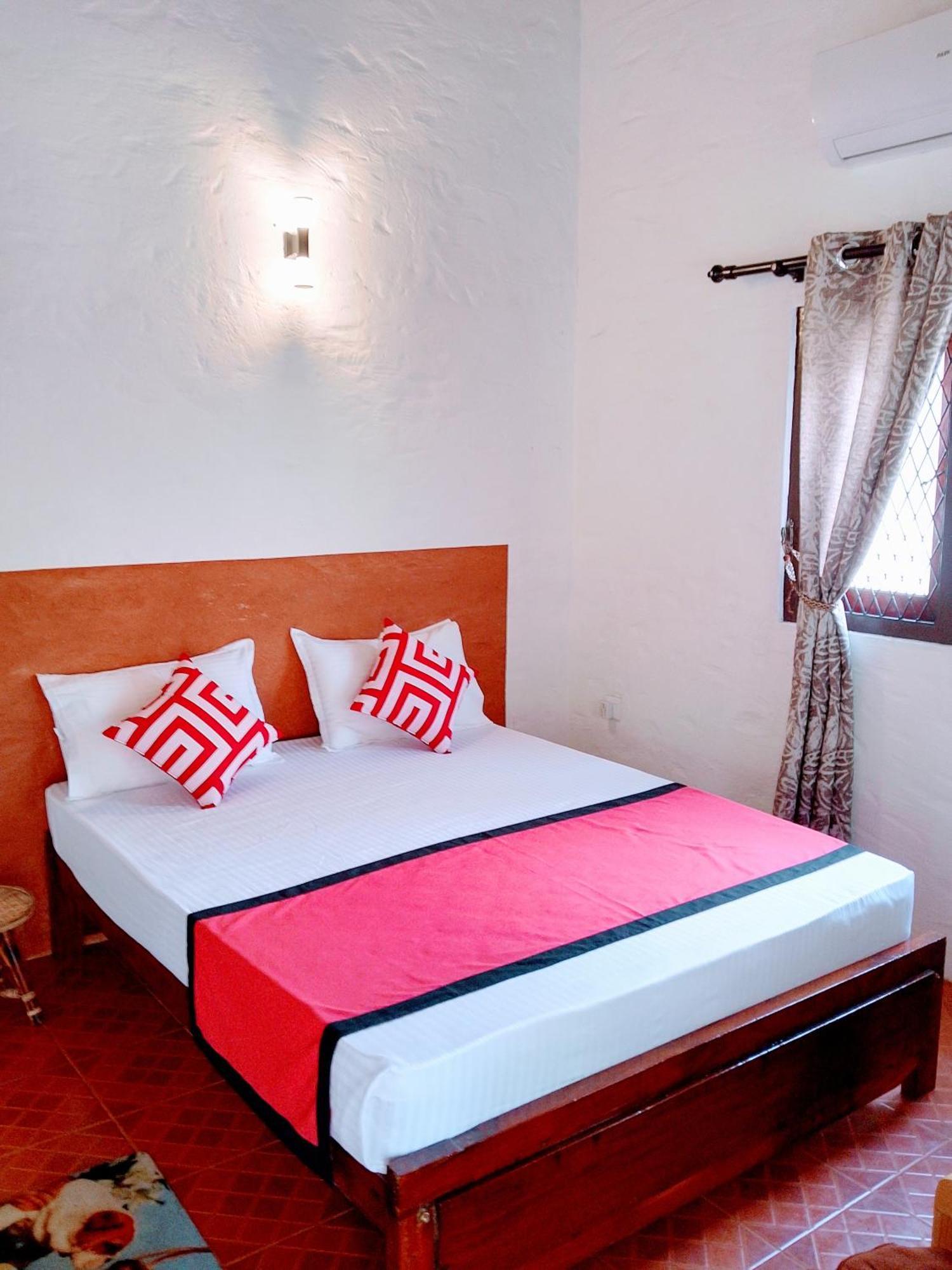 Area 51 Hotel Mirissa Ngoại thất bức ảnh