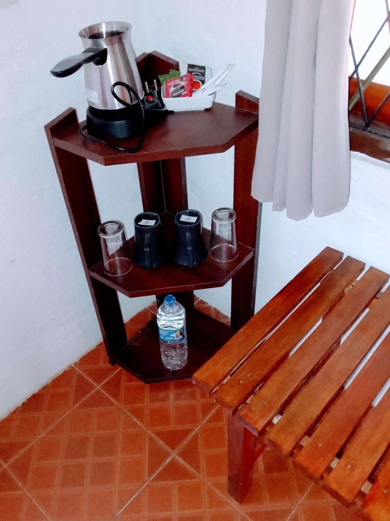 Area 51 Hotel Mirissa Ngoại thất bức ảnh
