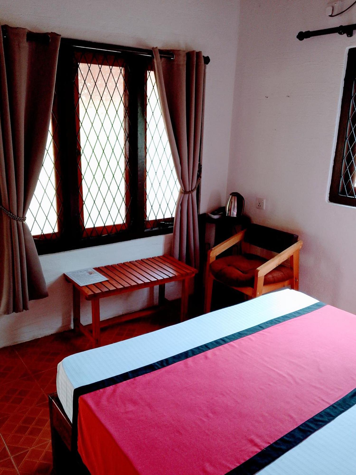 Area 51 Hotel Mirissa Ngoại thất bức ảnh