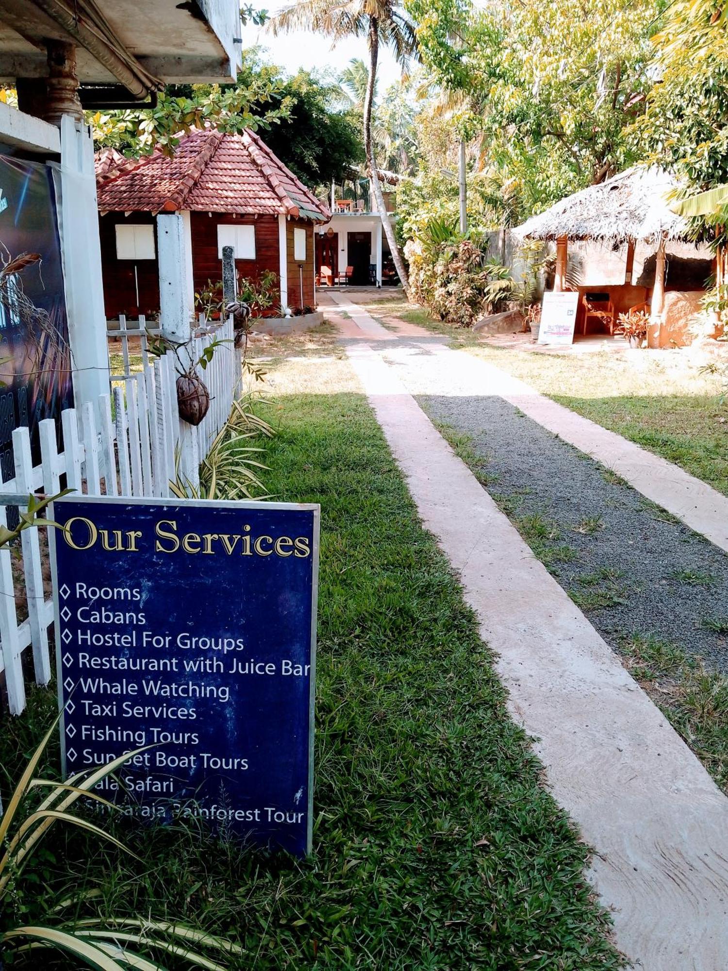 Area 51 Hotel Mirissa Ngoại thất bức ảnh